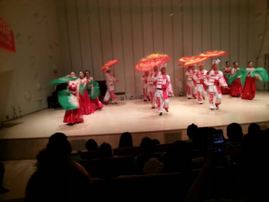 F:\清華培訓(xùn)\5月 西安項目\文藝表演\Camera\20130524_204352.jpg